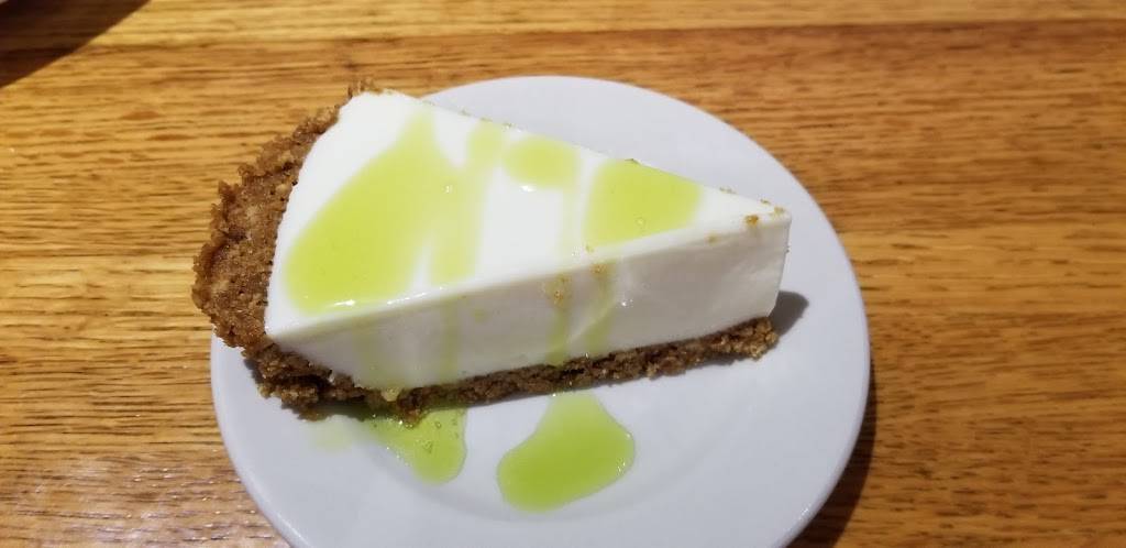 GiGis Restaurant in the Ramada Mandarin | restaurant | 3130 Hartley Rd, Jacksonville, FL 32257, USA | 9046944300 OR +1 904-694-4300