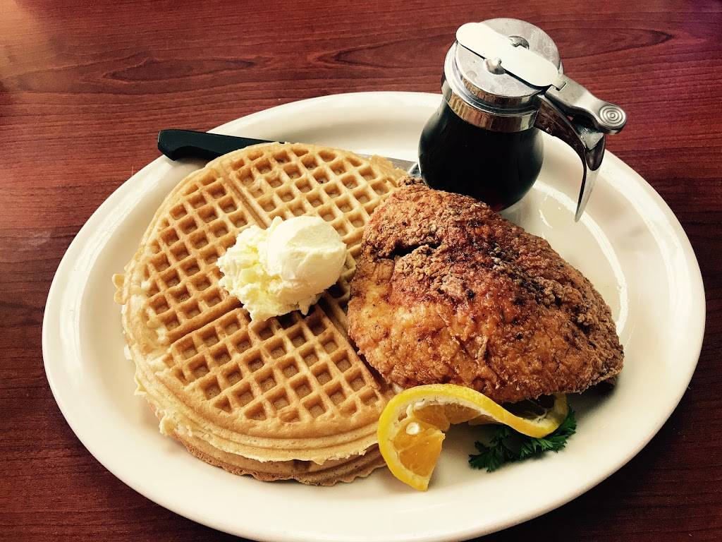 Saroms Southern Kitchen | restaurant | 1901 El Camino Ave, Sacramento, CA 95815, USA | 9165715355 OR +1 916-571-5355