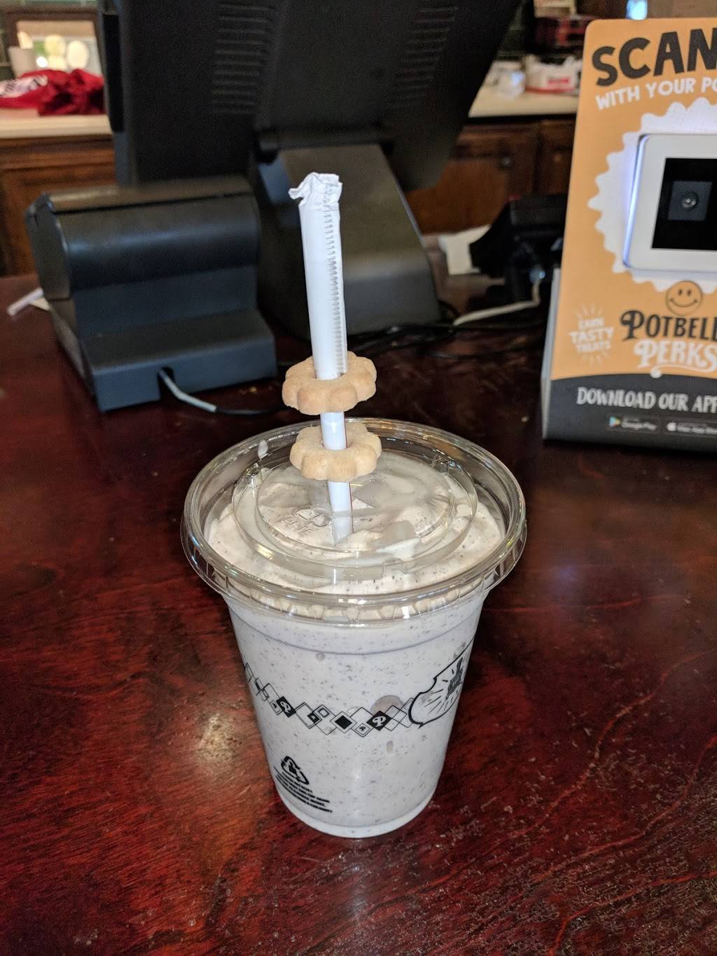 Potbelly Sandwich Shop | restaurant | 552 Roosevelt Rd, Glen Ellyn, IL 60137, USA | 6304695820 OR +1 630-469-5820