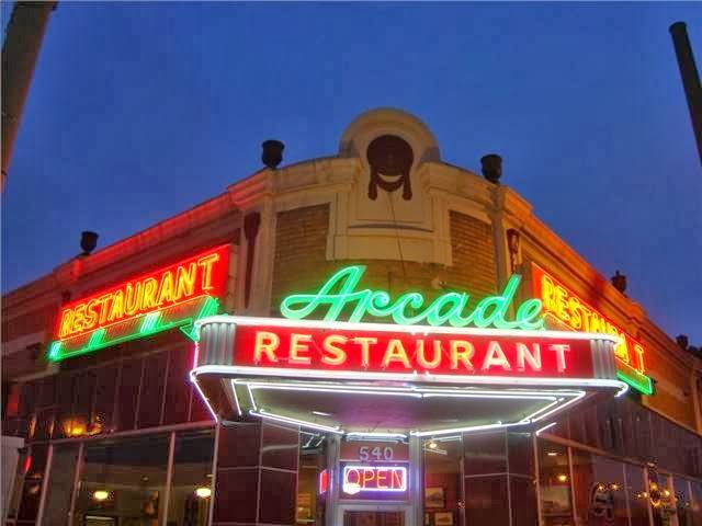 The Arcade Restaurant | cafe | 540 S Main St, Memphis, TN 38103, USA | 9015265757 OR +1 901-526-5757