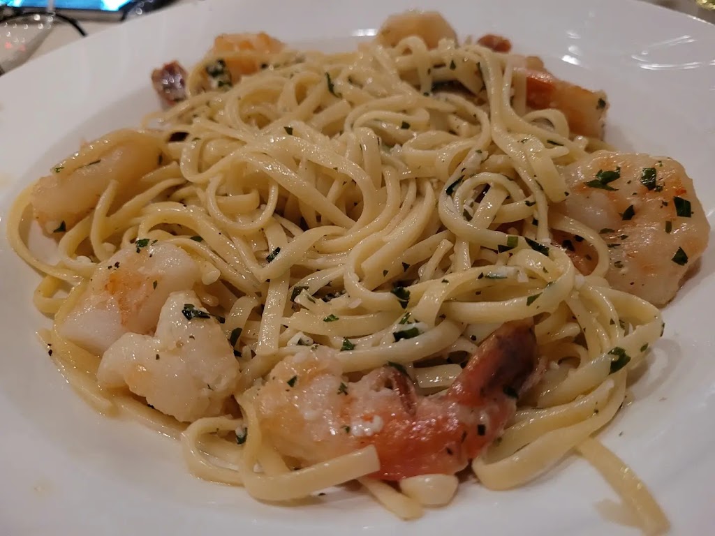 RJS RESTAURANT SEAFOOD/CHOPS/PASTA | restaurant | 109 1st St, Pittsfield, MA 01201, USA | 4134640109 OR +1 413-464-0109