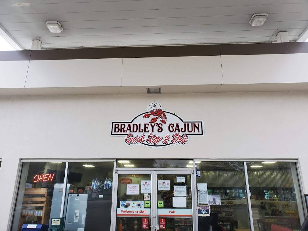 Bradleys | restaurant | 7011 Beatline Rd, Long Beach, MS 39560, USA | 2282066735 OR +1 228-206-6735