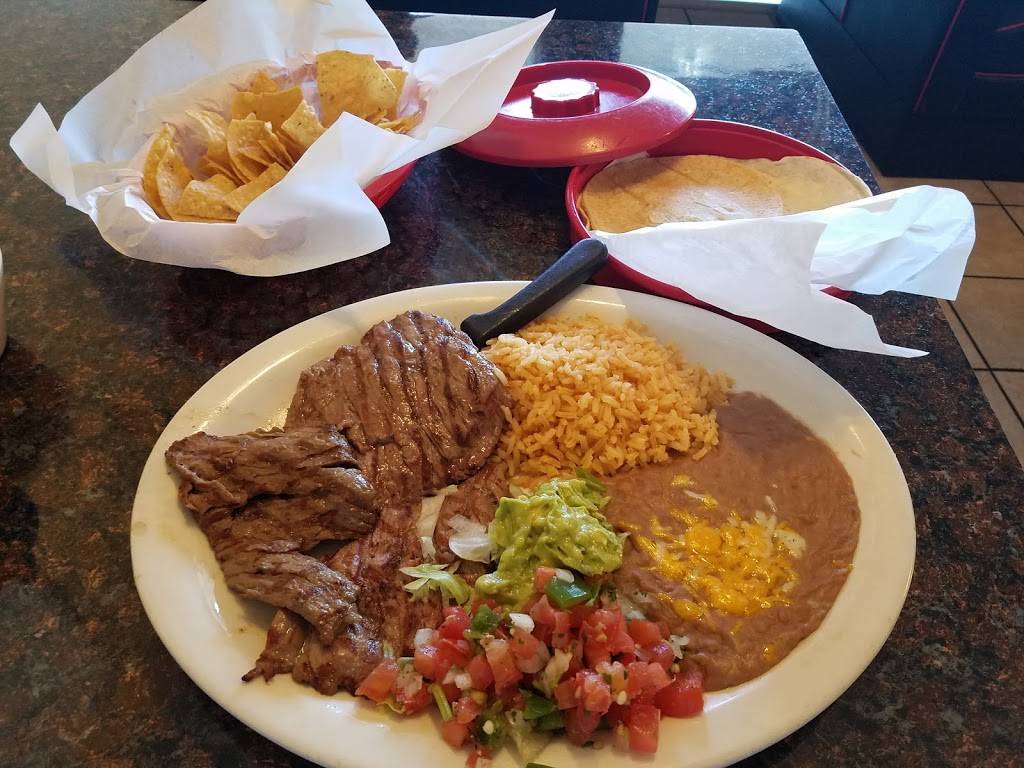 DOS Charros Restaurant | restaurant | 108 University Village Drive, Richardson, TX 75081, USA | 9727837671 OR +1 972-783-7671