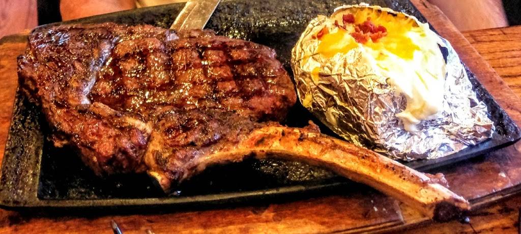 Steaks on the Square | restaurant | 112 Westover Dr, Danville, VA 24541, USA | 4347929663 OR +1 434-792-9663