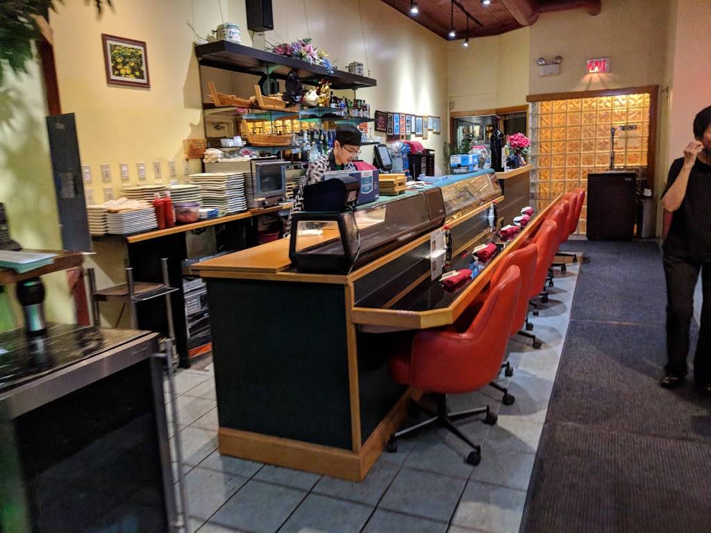 Little Tokyo Bistro | restaurant | 2122 E Carson St, Pittsburgh, PA 15203, USA | 4124889986 OR +1 412-488-9986