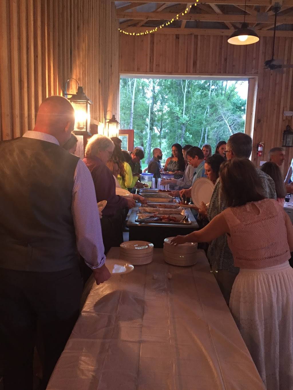 Butchs Nuttin Butt BBQ | restaurant | 211 Mineral Ave box 552, Mineral, VA 23117, USA | 5408726202 OR +1 540-872-6202