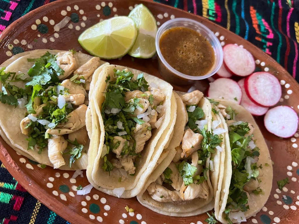 Valencia’s Tacos | restaurant | 1498 Live Oak Blvd, Live Oak, CA 95991, USA | 5307020396 OR +1 530-702-0396