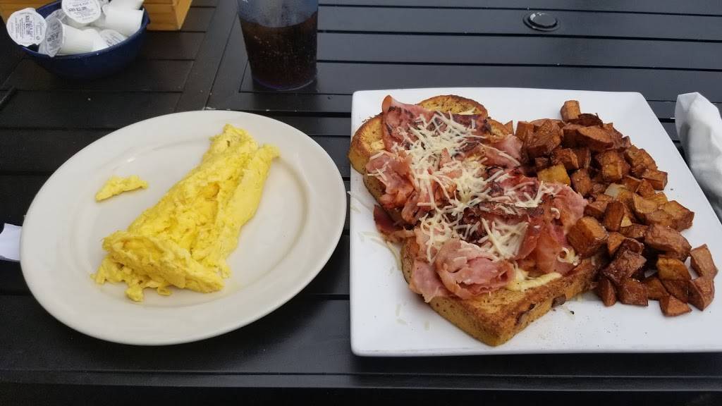 Tortugas Florida Kitchen & Bar | restaurant | 608 S Ocean Shore Blvd, Flagler Beach, FL 32136, USA | 3864390098 OR +1 386-439-0098