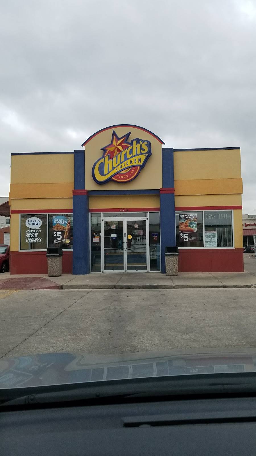 Churchs Chicken | restaurant | 2516 Inwood Rd, Dallas, TX 75235, USA | 2143515912 OR +1 214-351-5912