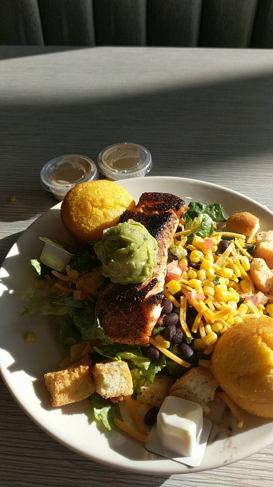 Soul Fish Cafe | restaurant | 862 Cooper St, Memphis, TN 38104, USA | 9017250722 OR +1 901-725-0722