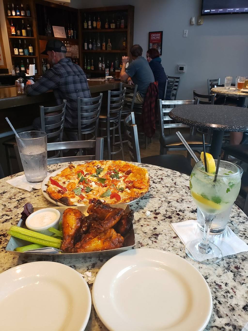 Brixx Wood Fired Pizza | restaurant | 6801 Main St, Wilmington, NC 28405, USA | 9102569677 OR +1 910-256-9677