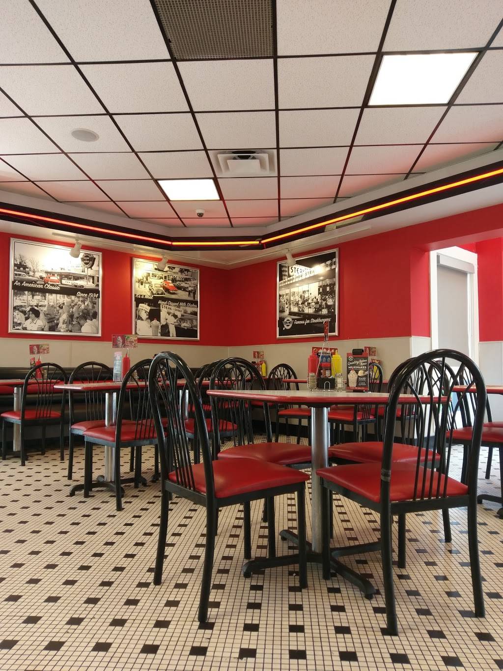 Steak n Shake | restaurant | 635 E Carmel Dr, Carmel, IN 46032, USA | 3178443936 OR +1 317-844-3936