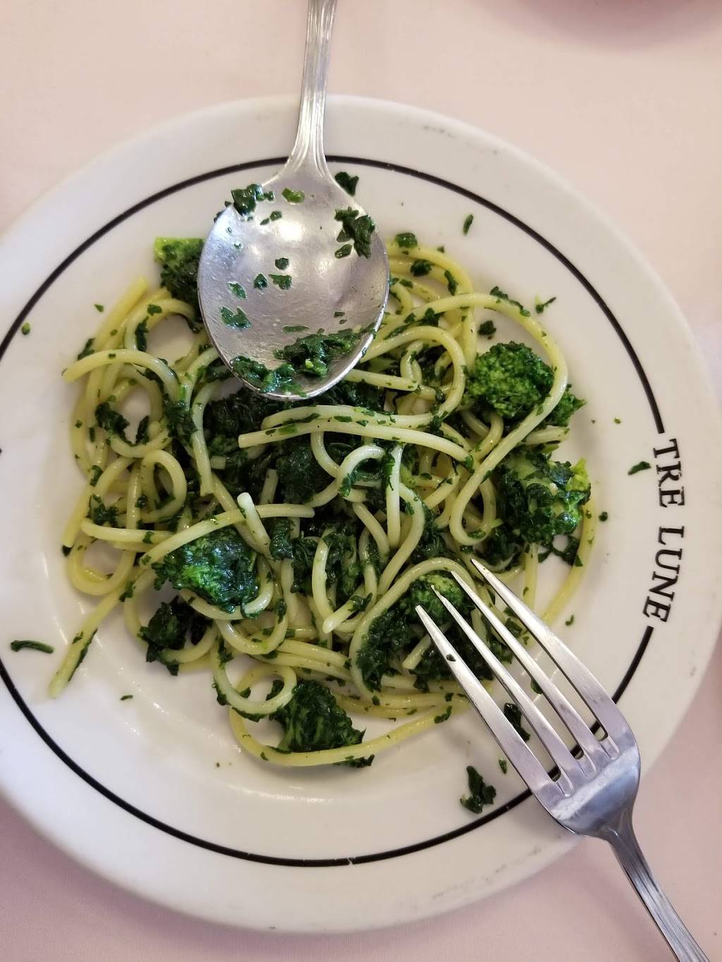 Tre Lune | restaurant | 1151 Coast Village Rd, Montecito, CA 93108, USA | 8059692646 OR +1 805-969-2646