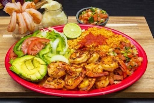 El Pollo Con Tajadas | restaurant | 12792 Veterans Memorial Dr, Houston, TX 77014, USA | 2818365854 OR +1 281-836-5854