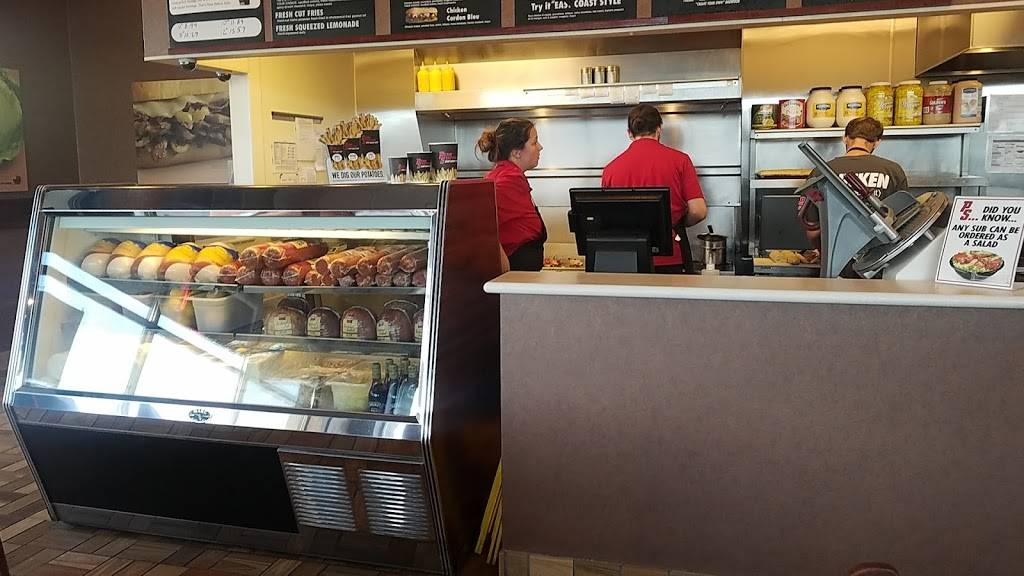 Penn Station East Coast Subs | meal takeaway | 867 Eastgate N Dr, Cincinnati, OH 45245, USA | 5137523030 OR +1 513-752-3030