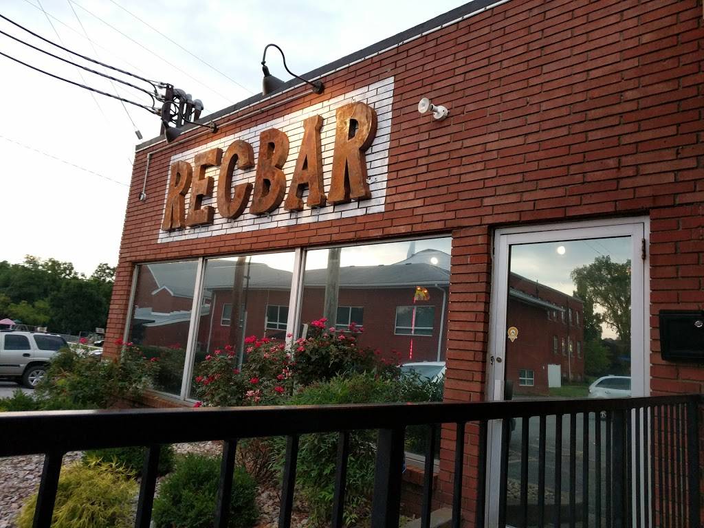 Recbar | restaurant | 10301 Taylorsville Rd, Jeffersontown, KY 40299, USA | 5025093033 OR +1 502-509-3033