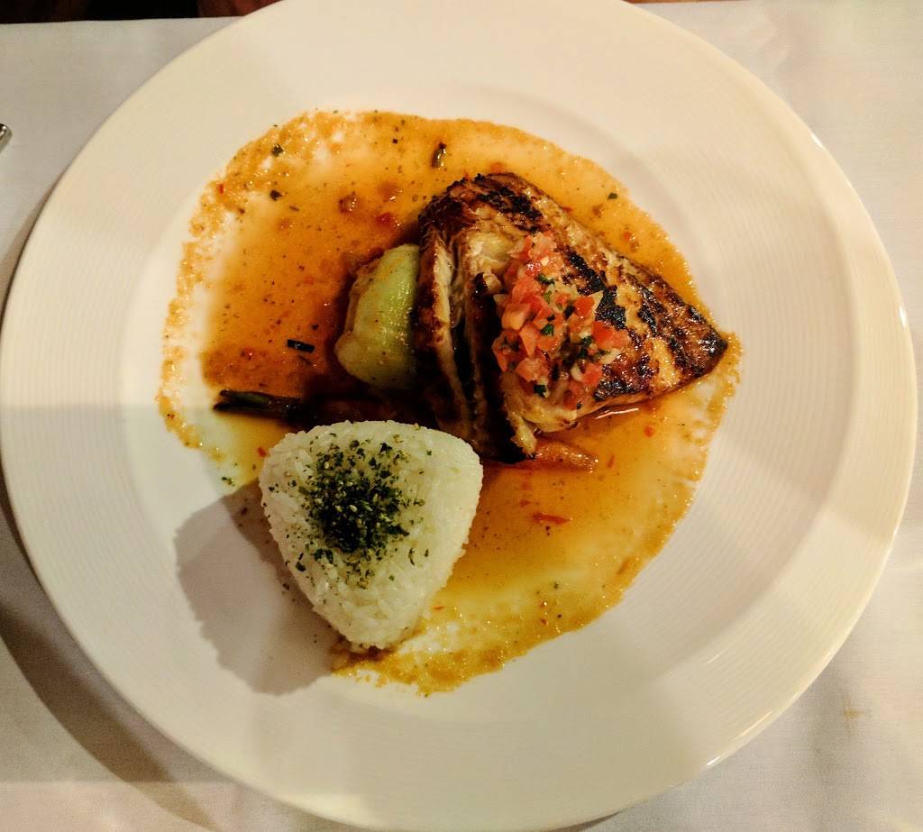 Roys Restaurant | restaurant | 8670 Genesee Ave, San Diego, CA 92122, USA | 8584551616 OR +1 858-455-1616