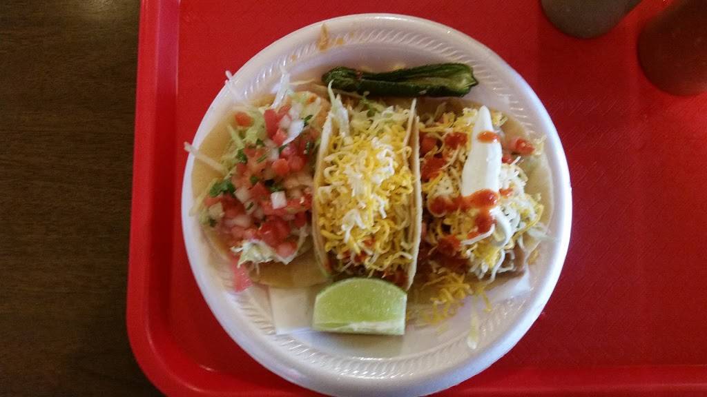 Lupitas Tex-Mex | restaurant | 301 N Dixie Hwy, Lake Worth, FL 33460, USA | 5615330933 OR +1 561-533-0933