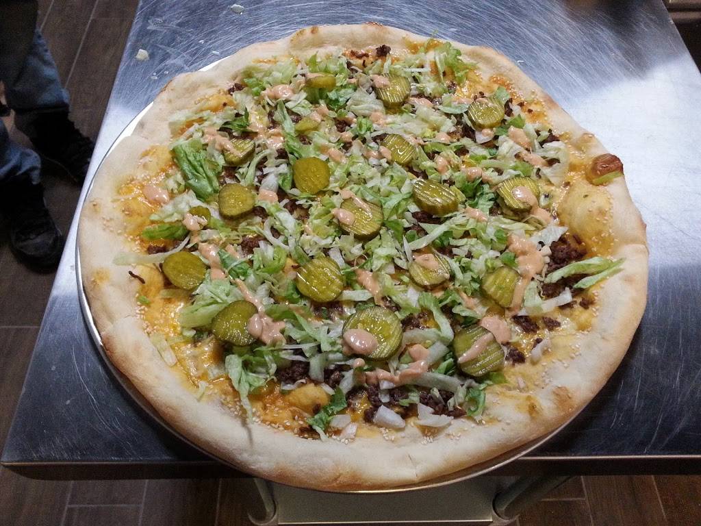 Pizza Nostra | meal takeaway | 362 Lakeshore Rd W, Mississauga, ON L5H 1H3, Canada | 9058913978 OR +1 905-891-3978