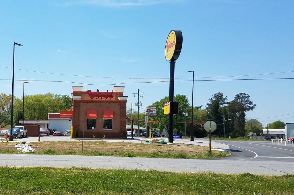 Bojangles Famous Chicken n Biscuits | restaurant | 6349 Joe Frank Harris Pkwy, Adairsville, GA 30103, USA | 7707694197 OR +1 770-769-4197