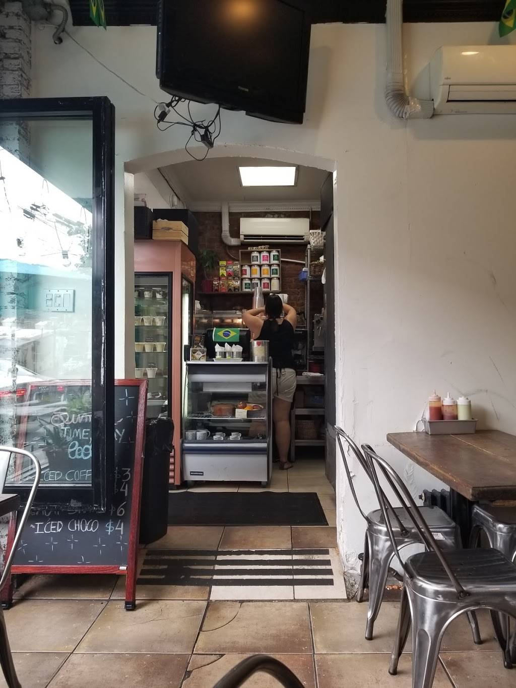 New York Pao De Queijo | restaurant | 31-90 30th St, Astoria, NY 11106, USA | 7182041979 OR +1 718-204-1979