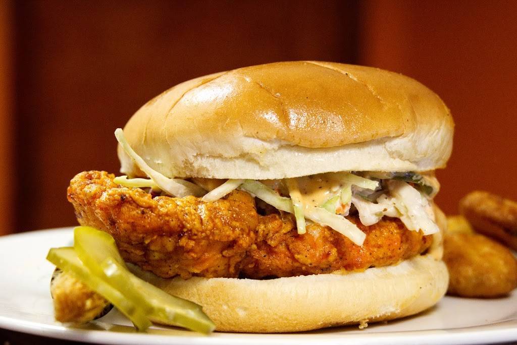 JP’s Hot Chicken | restaurant | 15224 Fort Campbell Blvd, Oak Grove, KY 42262, USA | 2706975036 OR +1 270-697-5036