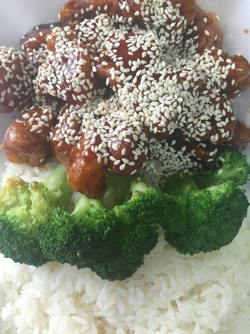 Demo One Asian Kitchen | restaurant | 44-01 30th Ave, Astoria, NY 11103, USA | 7187211110 OR +1 718-721-1110