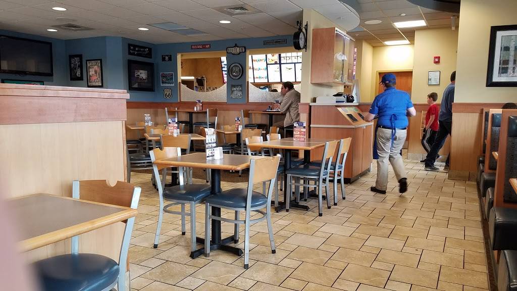 Culvers | restaurant | 1499 Lawrence Dr, De Pere, WI 54115, USA | 9204037440 OR +1 920-403-7440