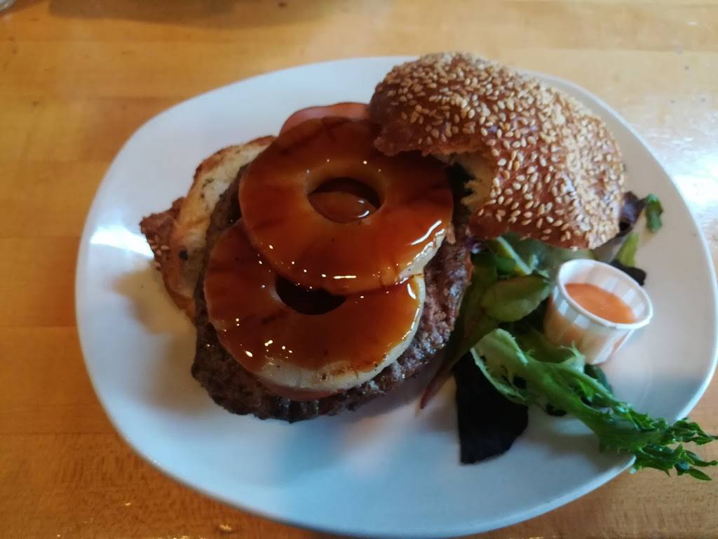 Barneys Gourmet Hamburgers | meal takeaway | 1600 Shattuck Ave #112, Berkeley, CA 94709, USA | 5108492827 OR +1 510-849-2827