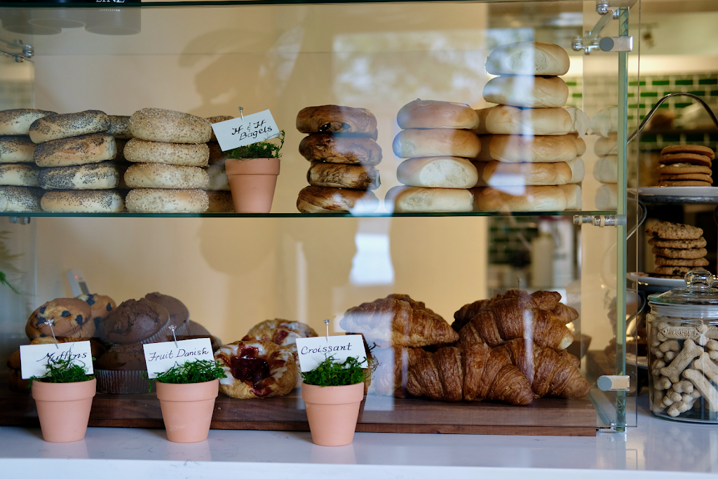 Little Line Kitchen & Provisions | restaurant | 176 Line St, Charleston, SC 29403, USA | 8436403057 OR +1 843-640-3057