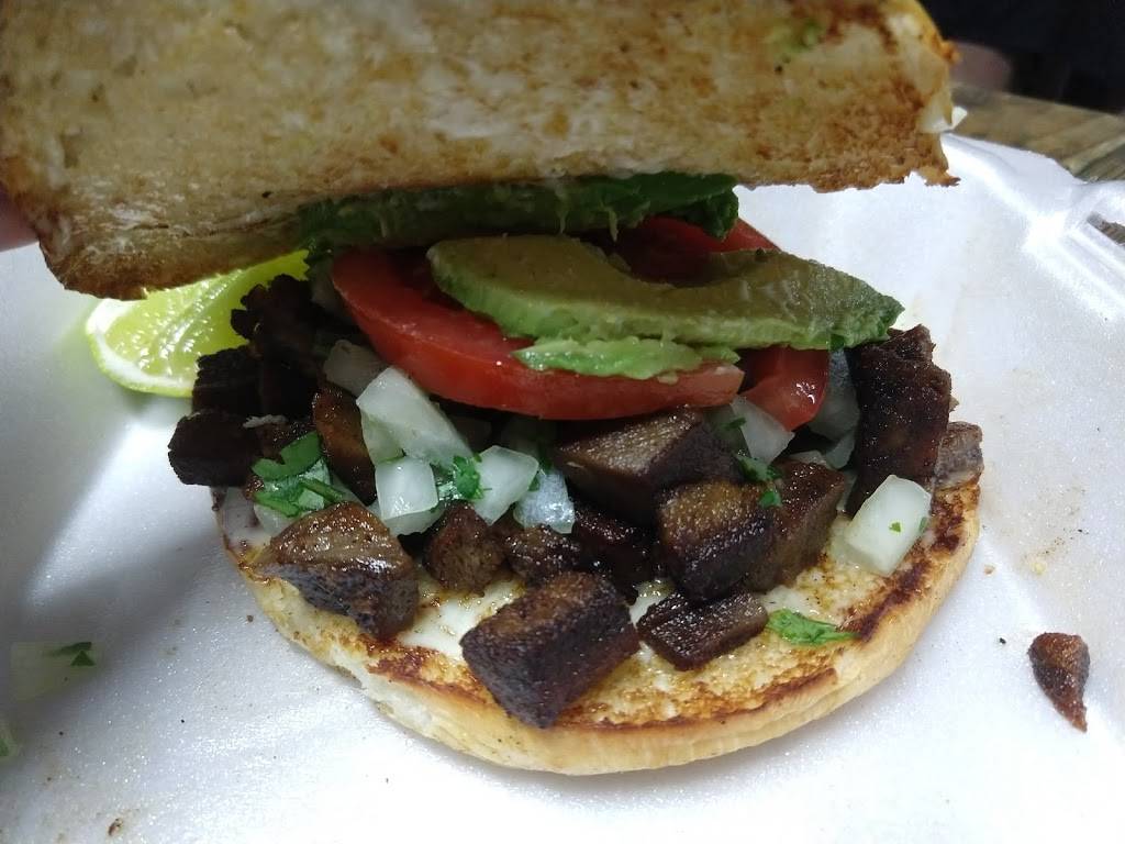 Taqueria La Bendicion De Dios | restaurant | 3330 W New Haven Ave, Melbourne, FL 32904, USA | 3212617839 OR +1 321-261-7839