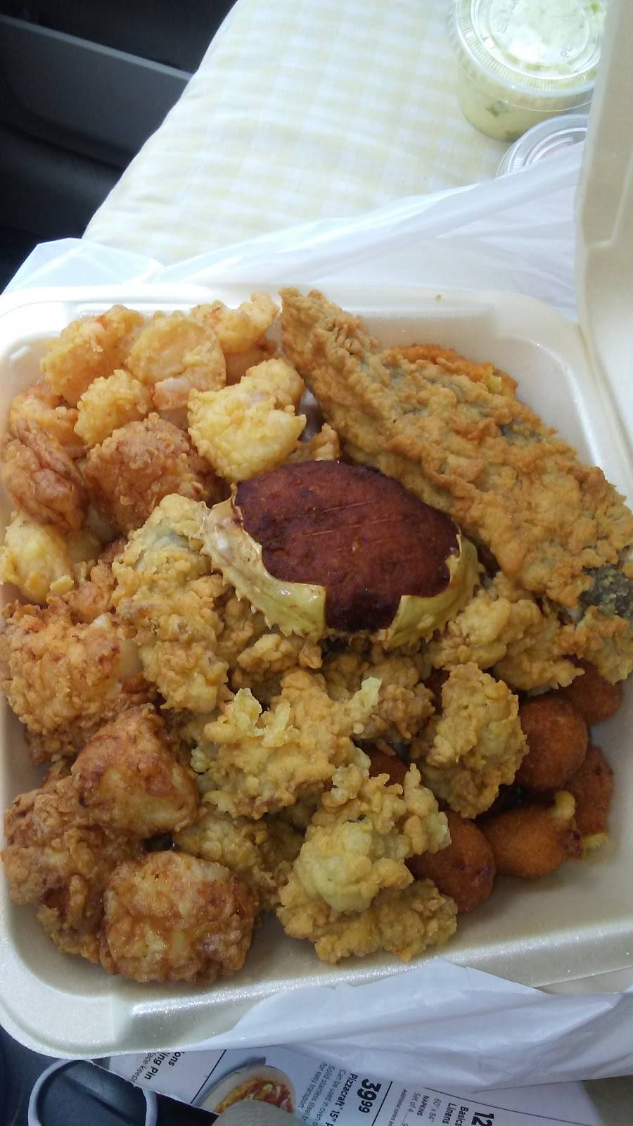 Something Fishy Seafood | restaurant | 3436 S College Rd, Wilmington, NC 28412, USA | 9103950909 OR +1 910-395-0909