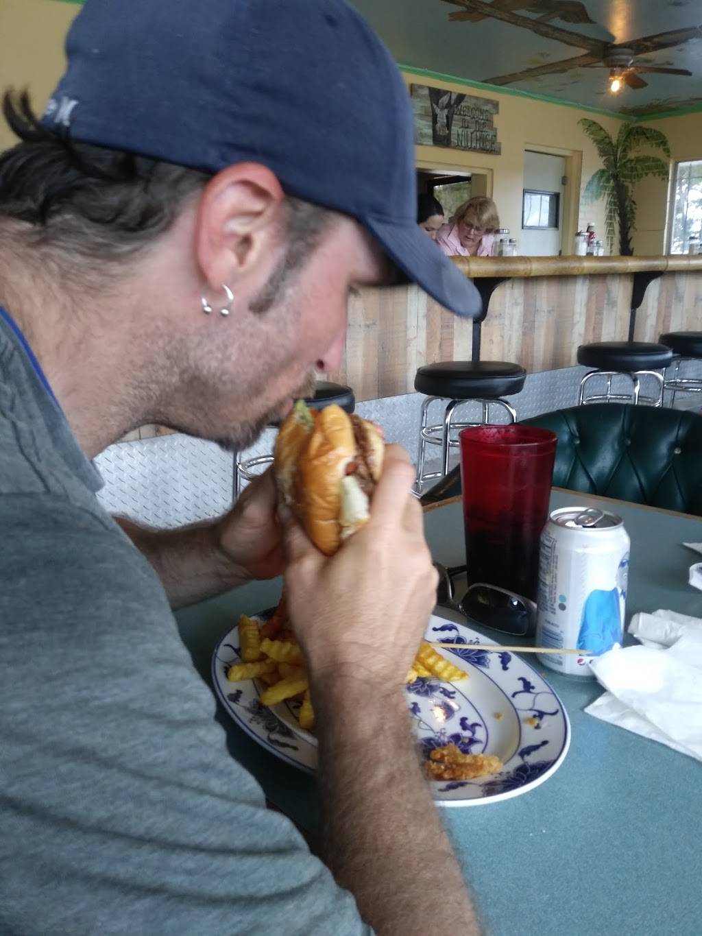 Tammys Comfort Food | restaurant | 415 S Ponce De Leon Blvd, St. Augustine, FL 32084, USA | 9048290464 OR +1 904-829-0464