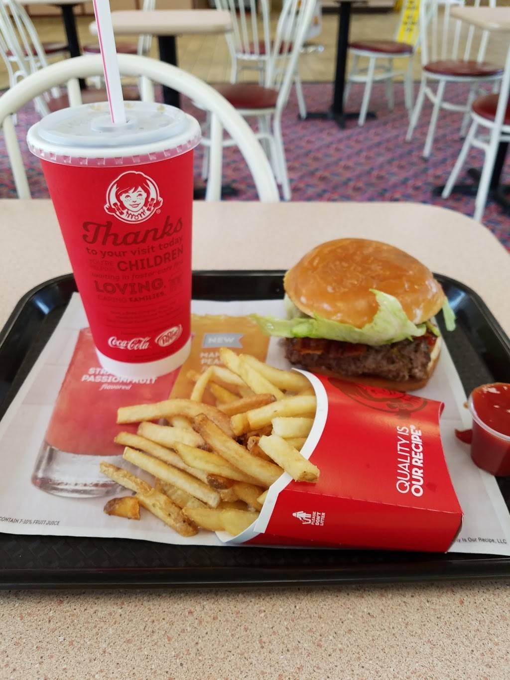 Wendys | restaurant | 3563 Russett Green E, Laurel, MD 20724, USA | 3016047794 OR +1 301-604-7794
