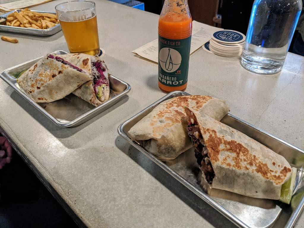 Hook Fish Co. at Proof Lab Beer Garden | restaurant | 254 Shoreline Hwy, Mill Valley, CA 94941, USA | 4155694984 OR +1 415-569-4984