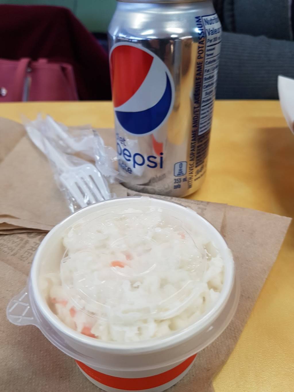 Mary Browns Chicken & Taters | restaurant | Canada Trust Plaza, 170 Silvercreek Pkwy N, Guelph, ON N1H 7P7, Canada | 5198370744 OR +1 519-837-0744