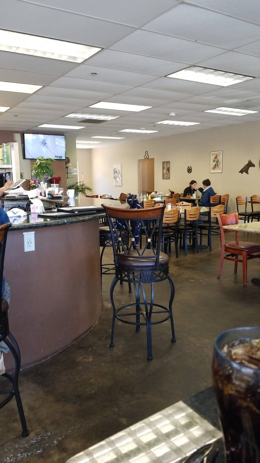 Stevies Family Restaurant | restaurant | 17629 Vierra Canyon Rd, Prunedale, CA 93907, USA | 8312723356 OR +1 831-272-3356