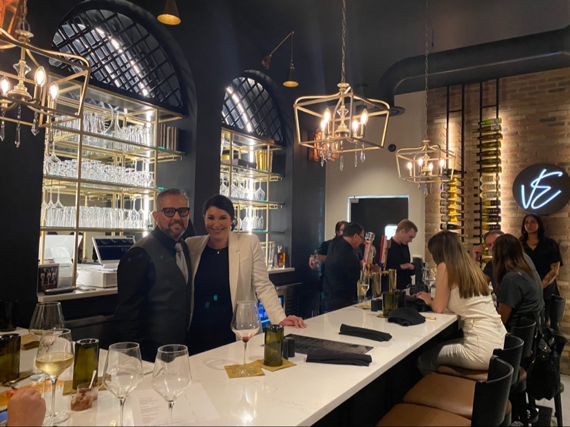 Van Edoms Wine Bar | restaurant | 12344 S Northshore Dr, Knoxville, TN 37922, USA | 9313199017 OR +1 931-319-9017