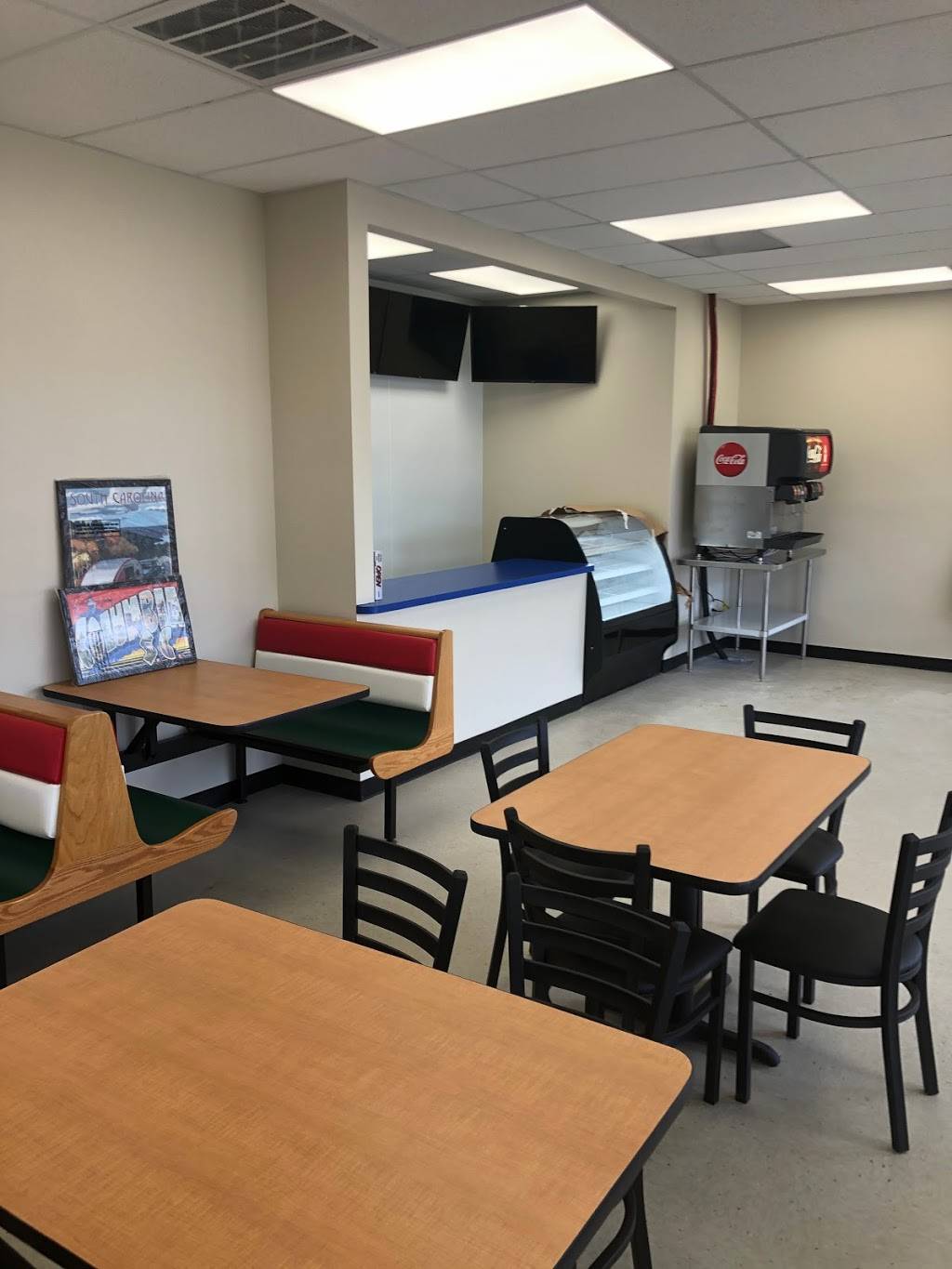 Nicks Gyros Seafood IV | restaurant | 7347 Garners Ferry Rd, Columbia, SC 29209, USA | 8038343917 OR +1 803-834-3917