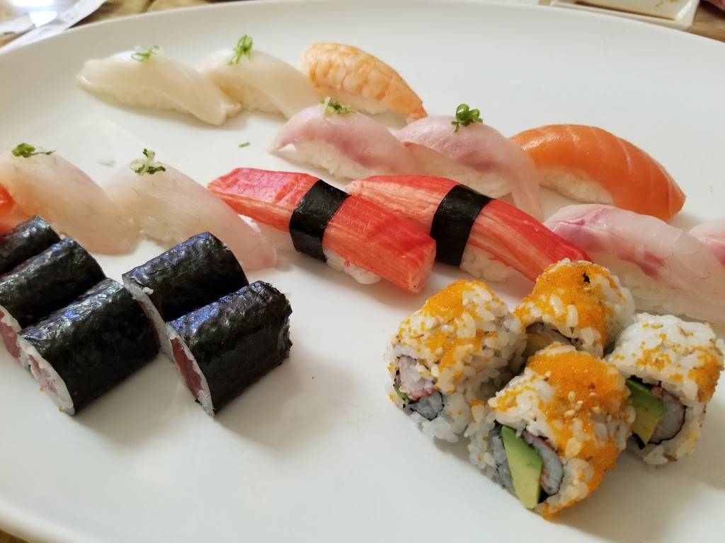 Honada Sushi & Hibachi | restaurant | 8501 75th St G, Kenosha, WI 53142, USA | 2626975228 OR +1 262-697-5228
