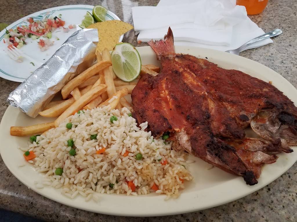 Mariscos Manzanillo | restaurant | 2124 Nadeau St, Los Angeles, CA 90001, USA | 3235853747 OR +1 323-585-3747