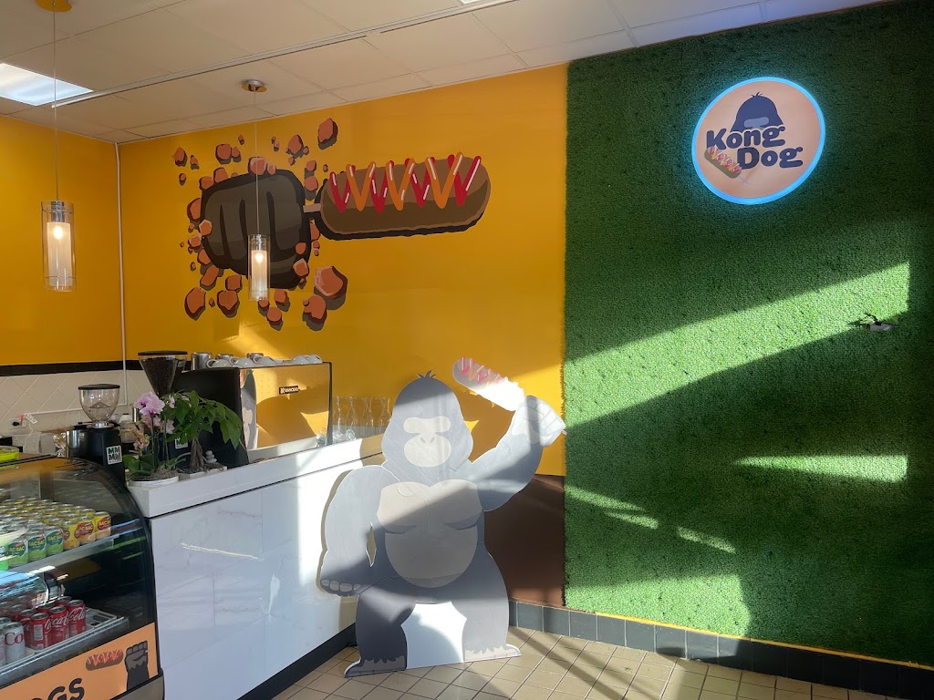 Kong Dog | restaurant | 133 Vine Ave, Park Ridge, IL 60068, USA | 3124285601 OR +1 312-428-5601