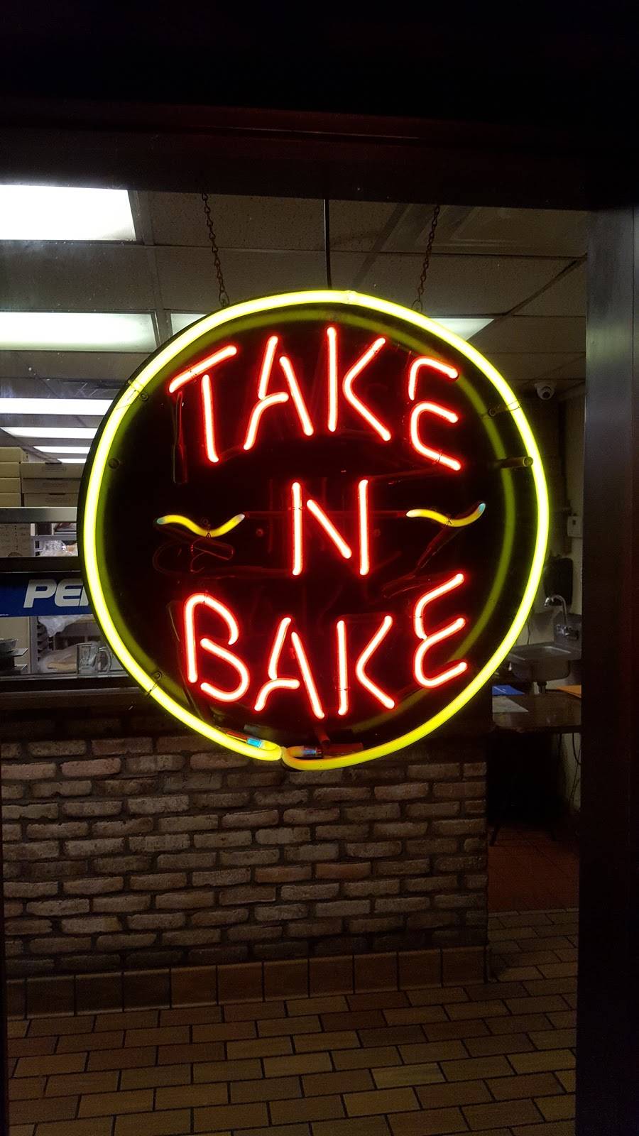 Napolis Pizza | restaurant | 1118 7th St, Parkersburg, WV 26101, USA | 3044221000 OR +1 304-422-1000