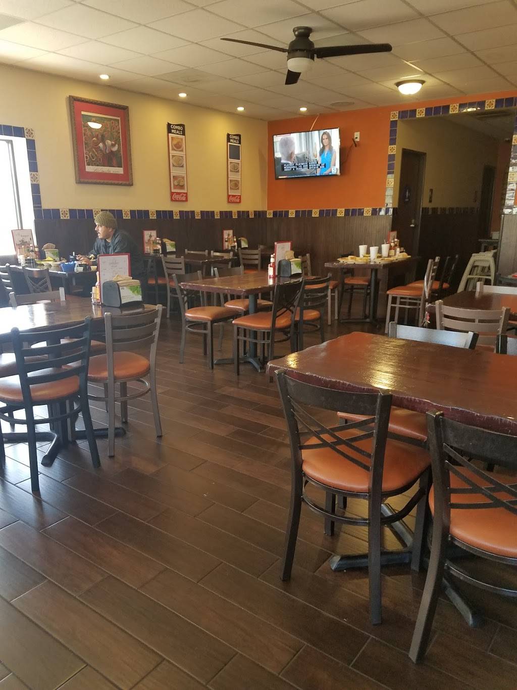 La Villa Burgers | restaurant | 374 E Ramsey St, Banning, CA 92220, USA | 9518499995 OR +1 951-849-9995