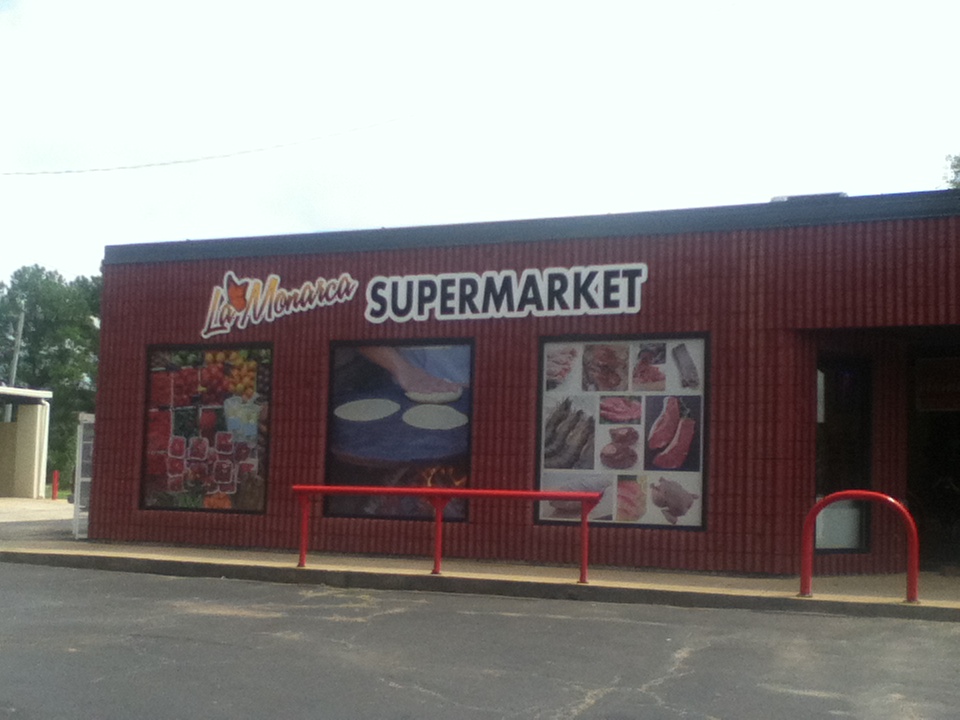 La Monarca Supermarket | restaurant | 2528 Spring Ave SW, Decatur, AL 35601, USA | 2566864447 OR +1 256-686-4447