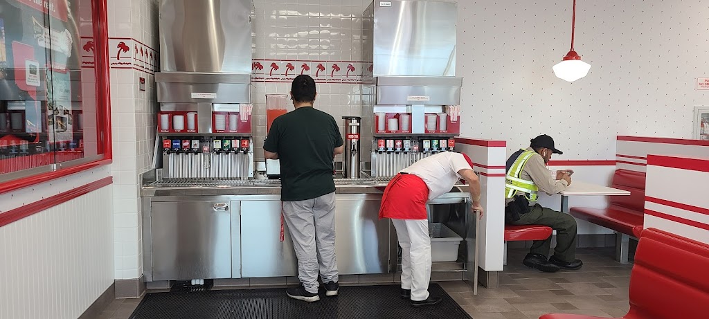 In-N-Out Burger | restaurant | 11802 Whittier Blvd, Whittier, CA 90601, USA | 8007861000 OR +1 800-786-1000