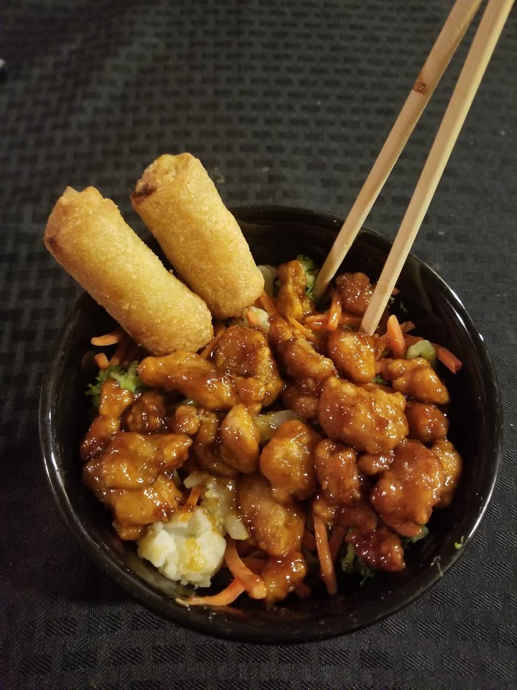 Sonic Drive-In | restaurant | 19133 Stone Oak Pkwy, San Antonio, TX 78258, USA | 2104022893 OR +1 210-402-2893