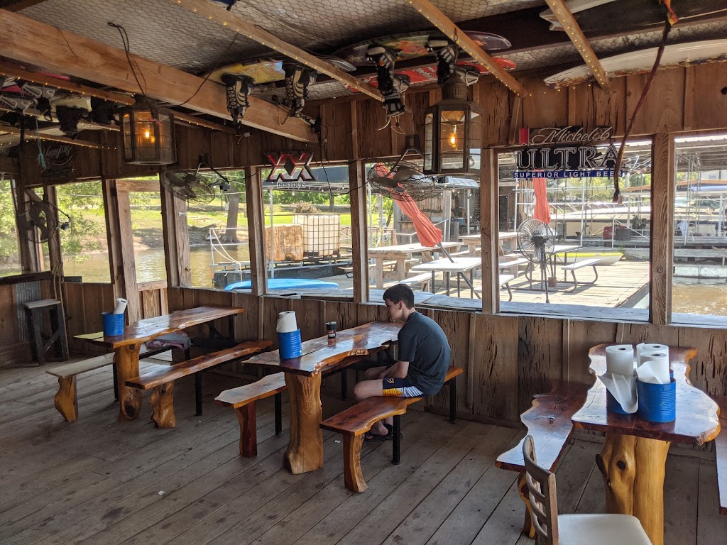 Joeys Moon Lake Marina | restaurant | 231 Moon Lake Rd, Monroe, LA 71203, USA | 3183816982 OR +1 318-381-6982