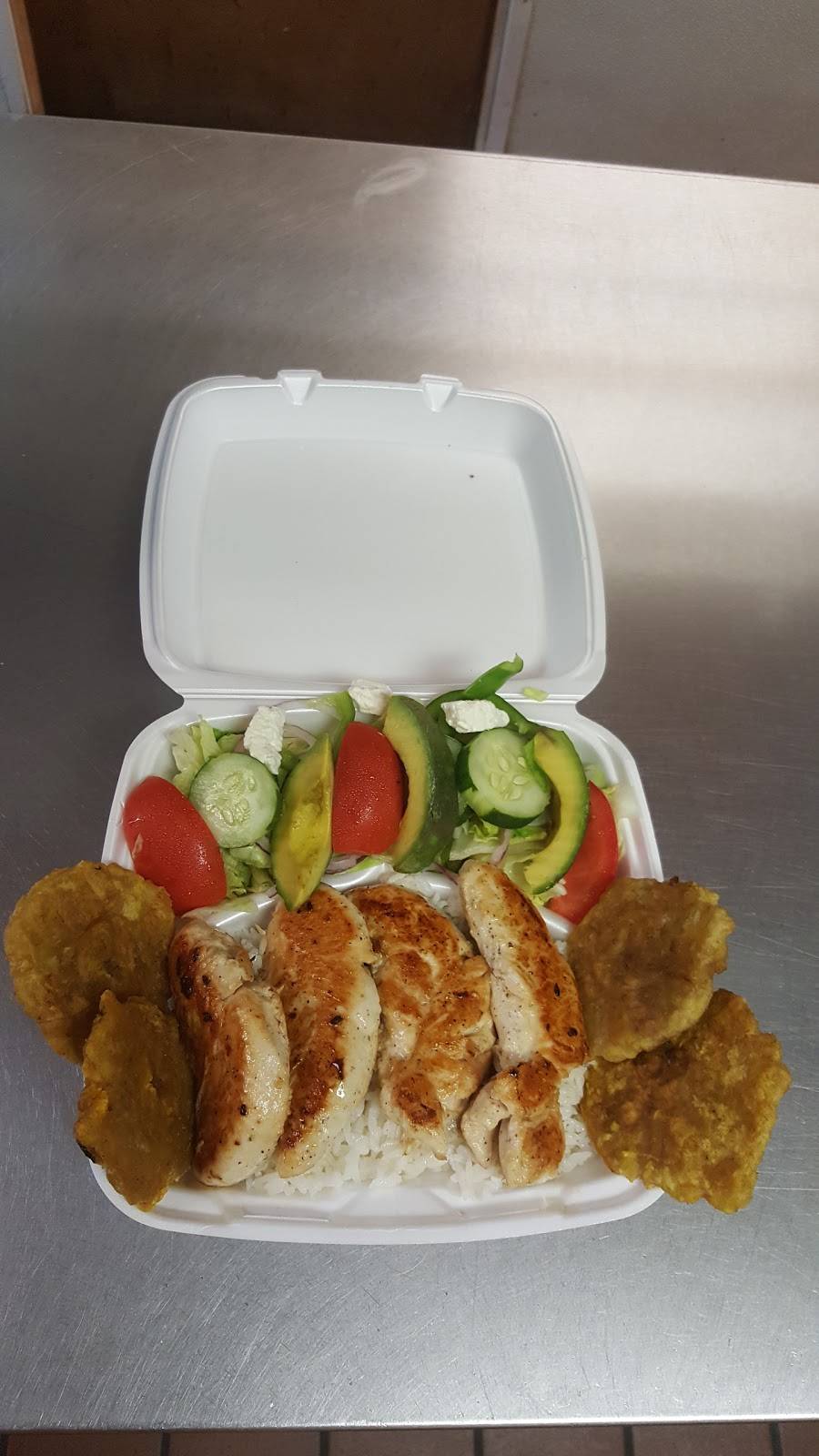 England Pizza | restaurant | 2840 Cottman Ave, Philadelphia, PA 19149, USA | 2153332323 OR +1 215-333-2323