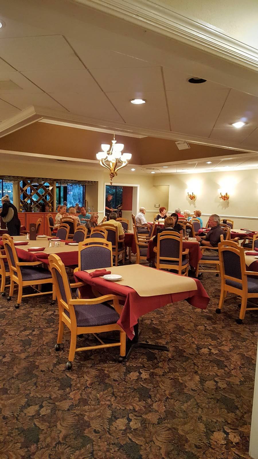 Sandpiper Grille | restaurant | 1702 S Pebble Beach Blvd, Sun City Center, FL 33573, USA | 8136347900 OR +1 813-634-7900